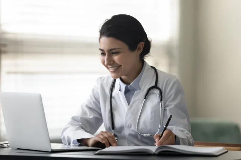 Pediatrician completing CME credits online using Pediatrics Board Review course